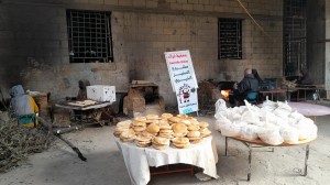 Distribuzione acqua e pane a Nuseirat e a Deir al-Balah, 6/3/25