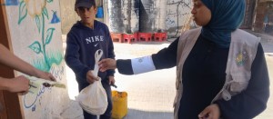 Distribuzione pane a Nuseirat e acqua a Deir al-Balah, 19/4/25